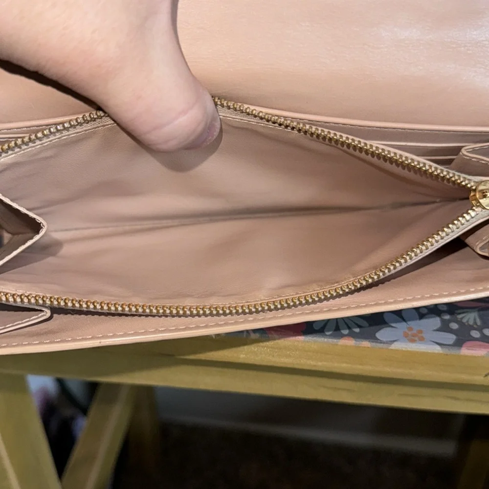 Louis Vuitton vernis long snappy Sarah wallet patent leather